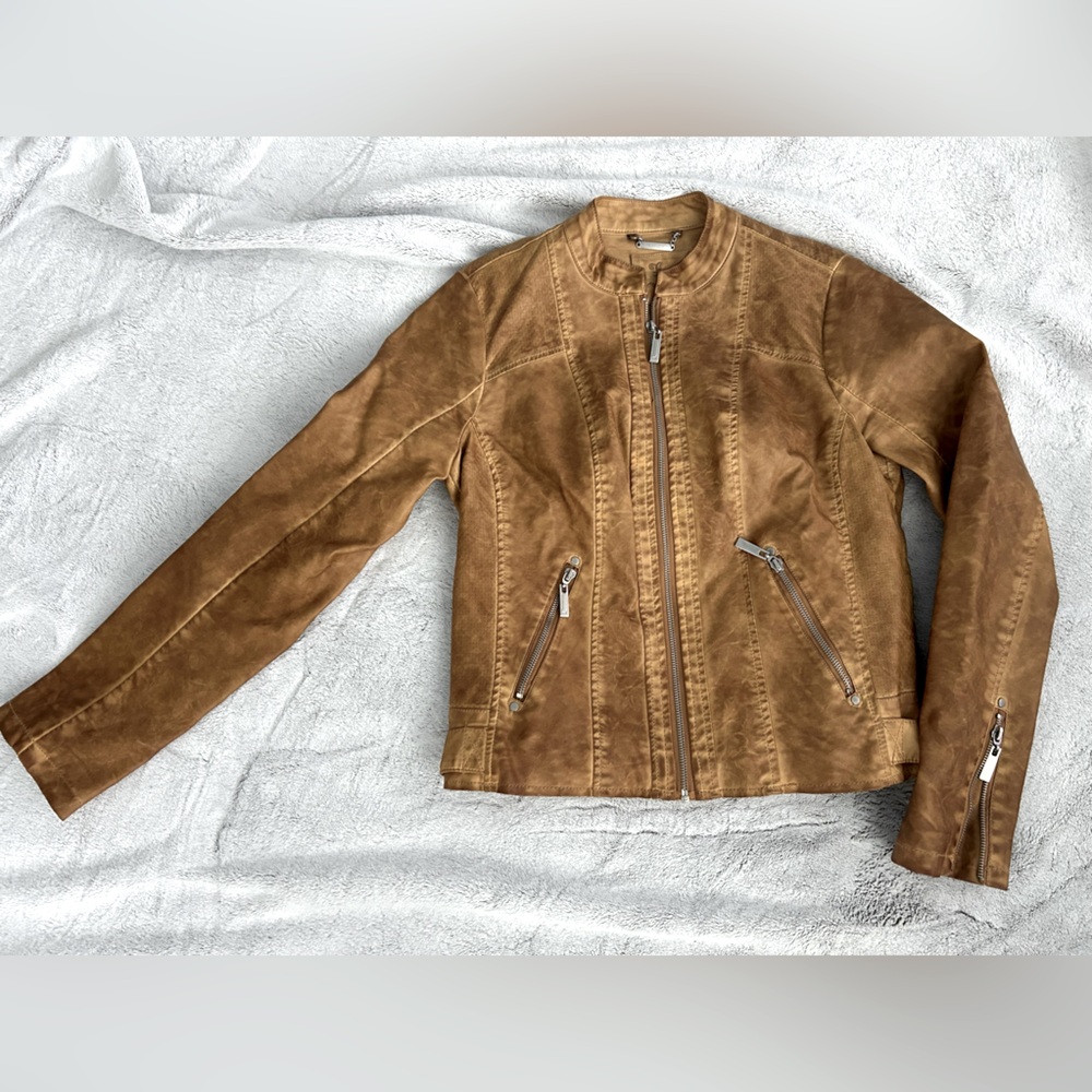 🍁 Distressed Tan Vegan Leather  Jacket 🍂